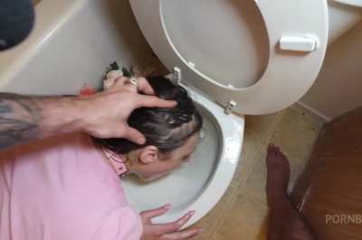 Piss Drinking