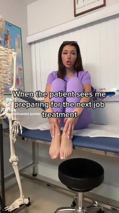 Nurse in crocs 😮&zwj;💨