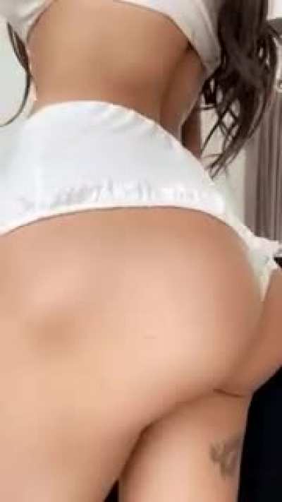 Get free mega of this Hottie (link in comment also)<wbr>.Link<wbr>👉👉👉 (  