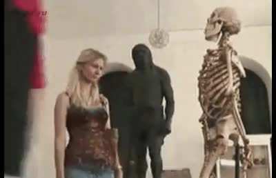 Wait...live skeleton 🦴?