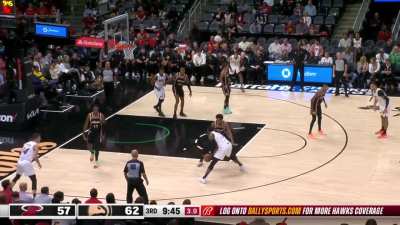 [Highlight] De'Andre Hunter refuses to blink at any of Bam's pump fakes