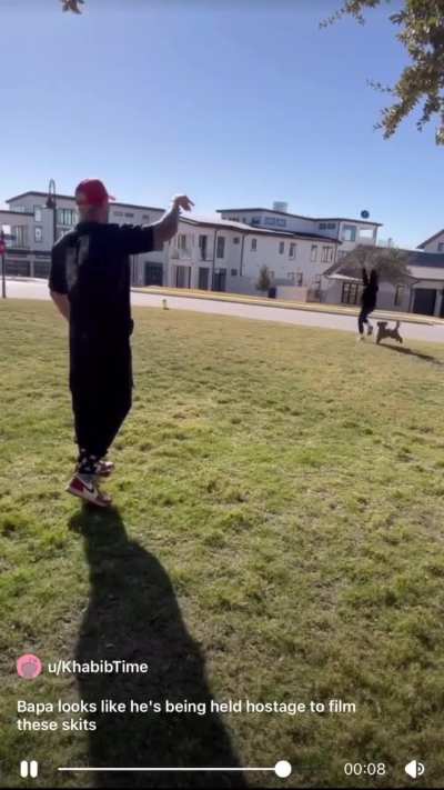 I’d recognize that throwing form innywhere.