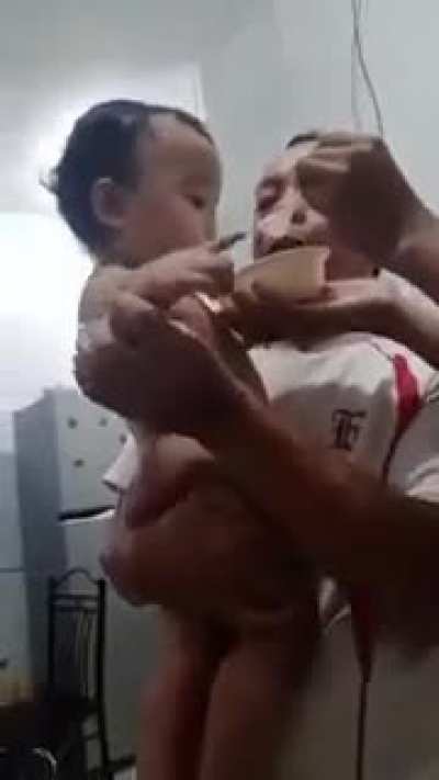 Baby Say "Aahh"