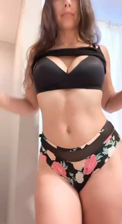 How&rsquo;s my ass for someone who rarely works out? [ba]