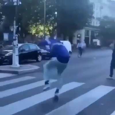 Peruano asusta lavadora 😤😤