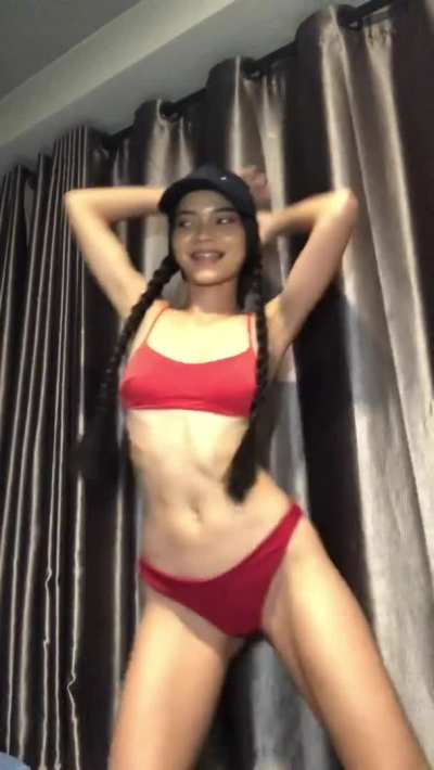 I hope that the 5 guys who see this like my petite body 💕