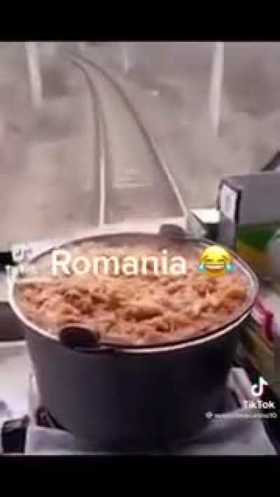 Curios cam c&acirc;t face un tren de-ăsta din București p&acirc;nă &icirc;n Timișoara