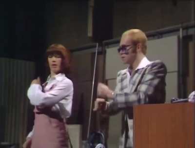 If Elton and Kiki were famous tik tokers