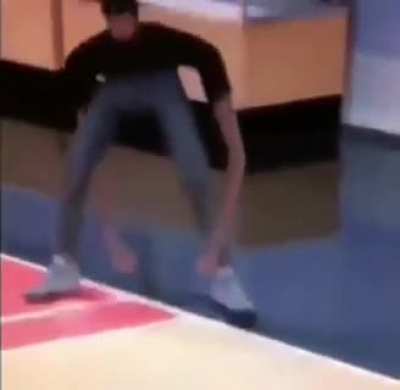 Deformed player