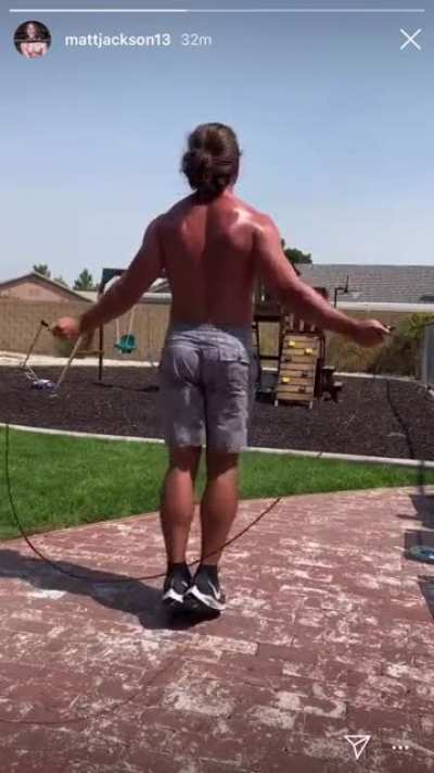 Matt Jackson jumping rope....hopefully it&rsquo;s not a double post cuz it went weird before lol