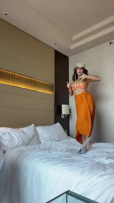 Yassi Pressman