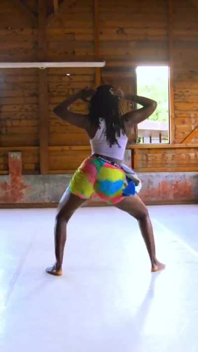 colours @dhq_lestyi