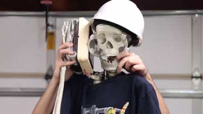 airbag phone moment