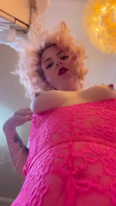 I&rsquo;ll ride, you suck 🥵🥛