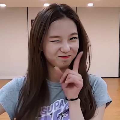 Yujin [24/7 I'm thinking about you...]
