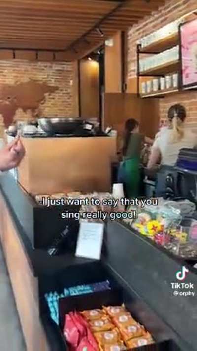 Guy sings Lana Del Rey lyrics at a bar… I wanna kms
