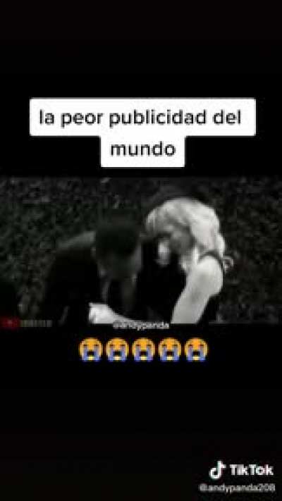 😭