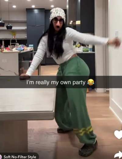 Queen Naija Twerking 🔥🔥
