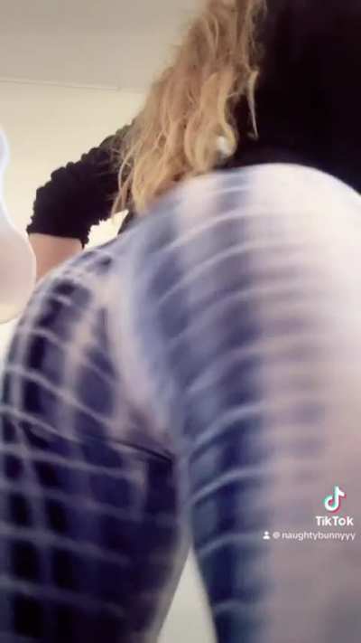Can I jiggle on your face