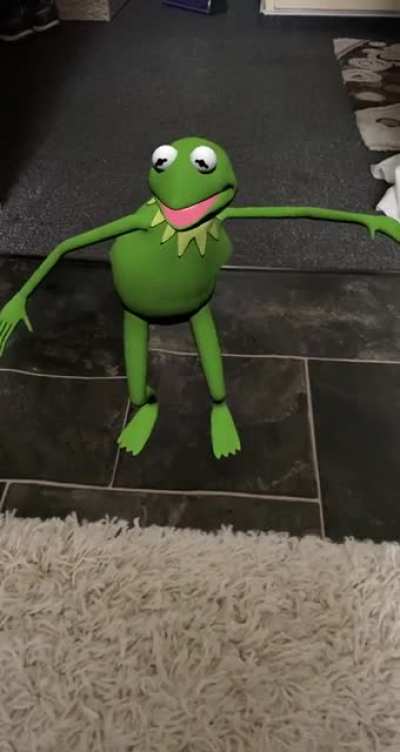 😍😍😍😍🐸🐸🐸🐸😍😍😍😍 den hat Renate von der BuHa grad geschickt 😍😍😍 sowas von voll niedlich 🐸😍🐸😍🐸😍🐸😍 Party trotz Corona yeah 🤩😂🤩😂🤩😂voll s&uuml;&szlig;