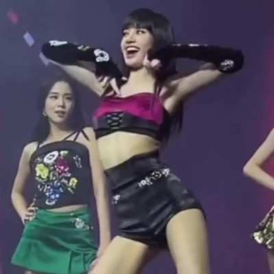 Lisa🔥