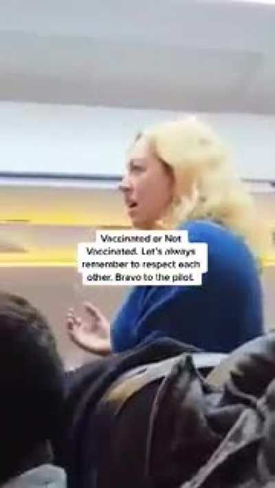 Young aircraft pilot puts prejudiced passenger in her place! "Ma'am, I know how challenging air travel is these days, but there will be no discrimination on my aircraft. Vaccinated or unvaccinated, we should respect each other."