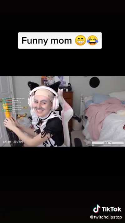 No mom not in front of the chat