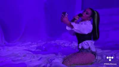 Charli XCX LIVE at #TidalXVenues (Part 1)