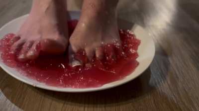 It&rsquo;s jelly time 😏