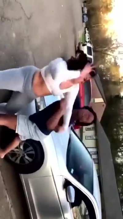 Barefoot fighting