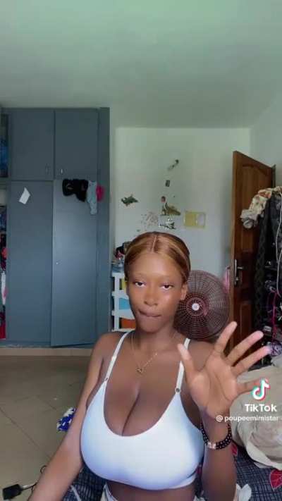 Poupee