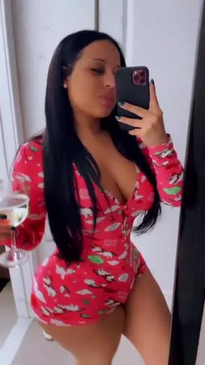 🍑🤳🏽❤️