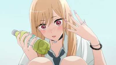 Embarrassed Marin is perfection 💘💘💘