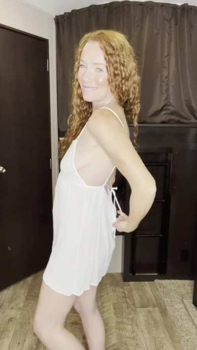 Pull my string, and I&rsquo;ll pull on your cock😈 42, mom of two