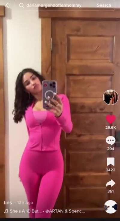 🤩