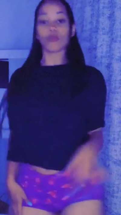 She is so 🅿️
