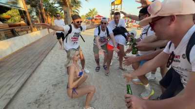 I could be a good entertainer for bachelor parties lol