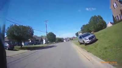 How two untrained riders greet each other