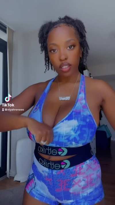 I made 2 TikTok&rsquo;s today and 1 of them is x rated! Wanna see