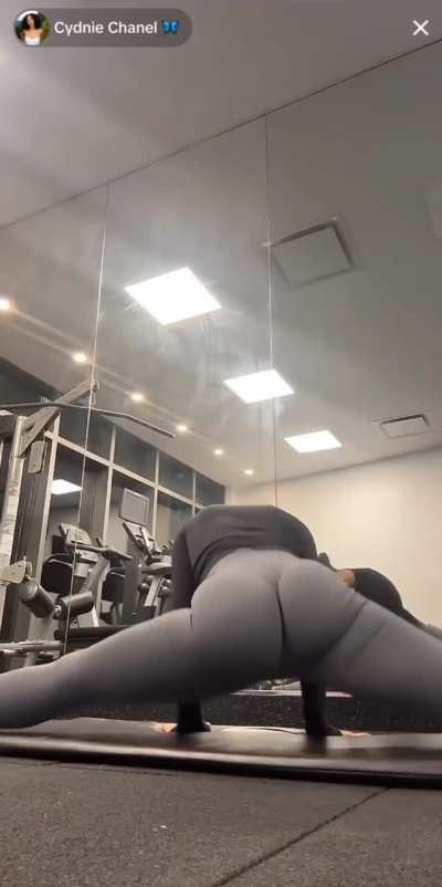 Cydnie stretching