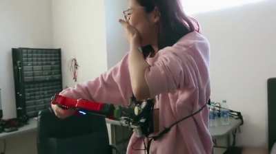 LilyPichu used Thunderbolt