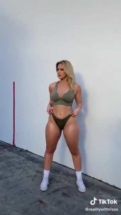 Ummm..... crush me mommy
