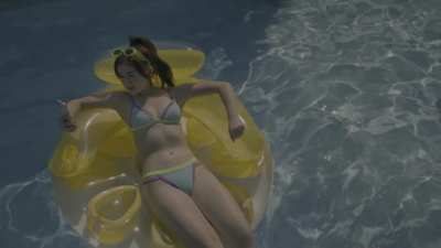 Anna Cathcart - XO Kitty - S01E01 (2023)