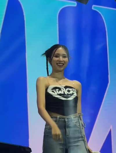 231001 Mina