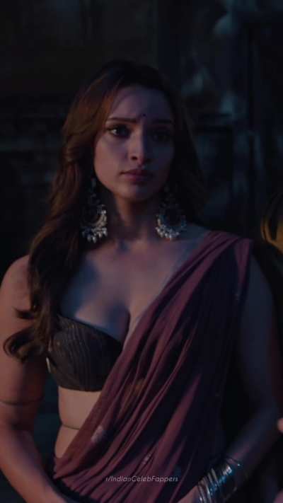 Tripti Dimri as a bong babe in "Bhool Bhulaiyaa 3" - IV