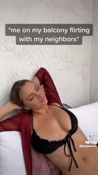 Back boob