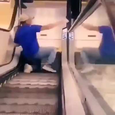 Неваляшка