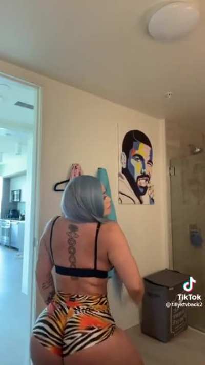 Tillyktvback2