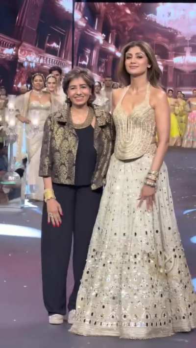 When shilpa shetty turns the runway into pure gold ✨