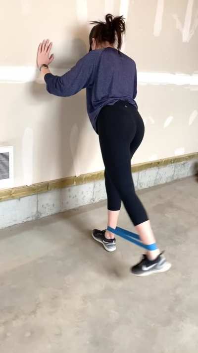 these lulus aren&rsquo;t squat proo[f] 🤫